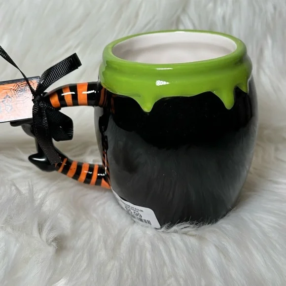 Potter’s Studio Witch Themed Black and Green Mug - Picture 3 of 5